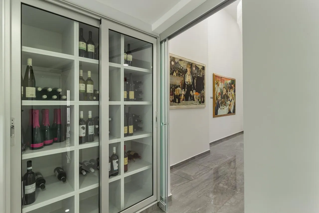 Art & Wine Studios And Apts Larnaca Aparthotel