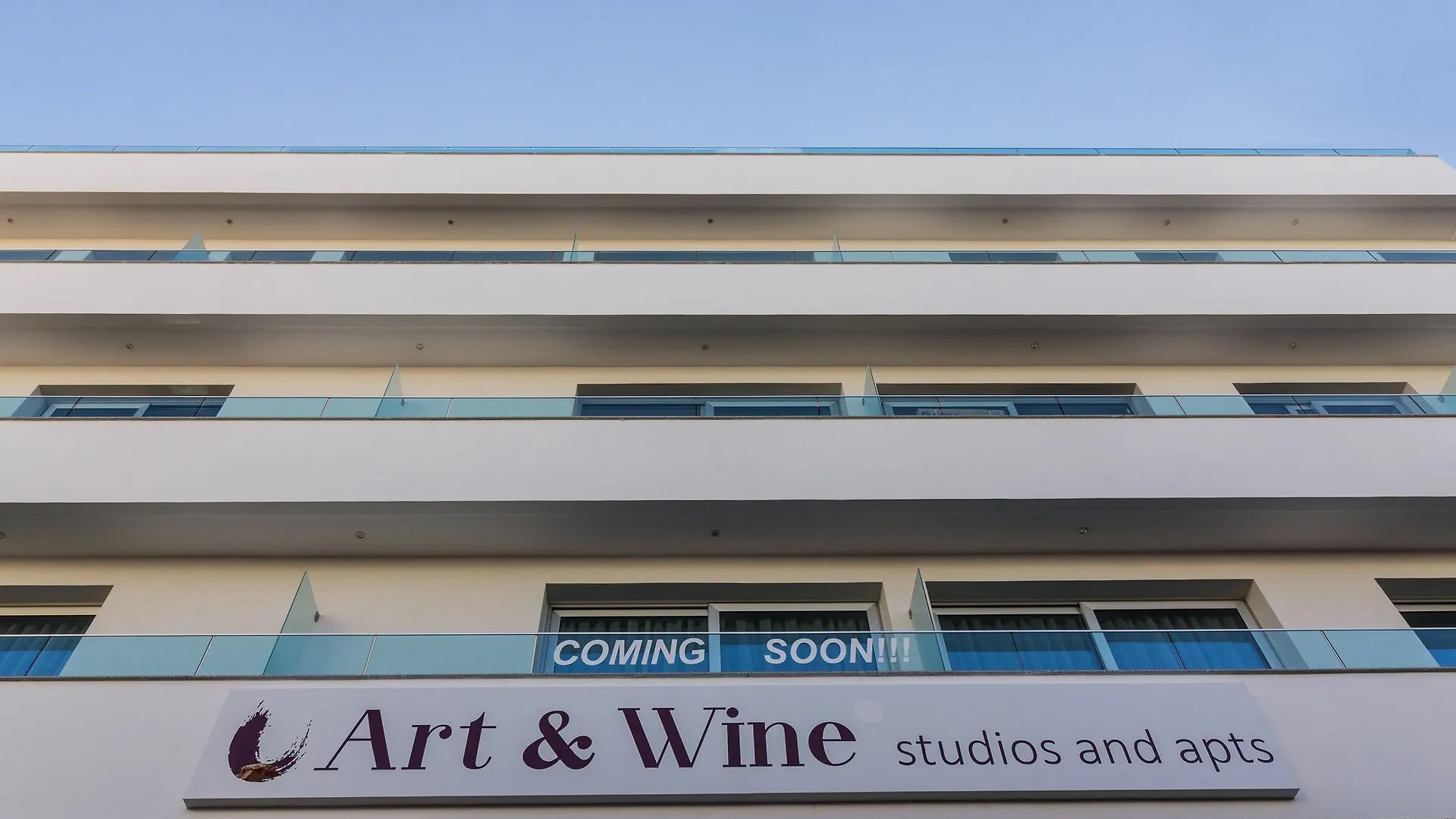 Art & Wine Studios And Apts Larnaca Aparthotel