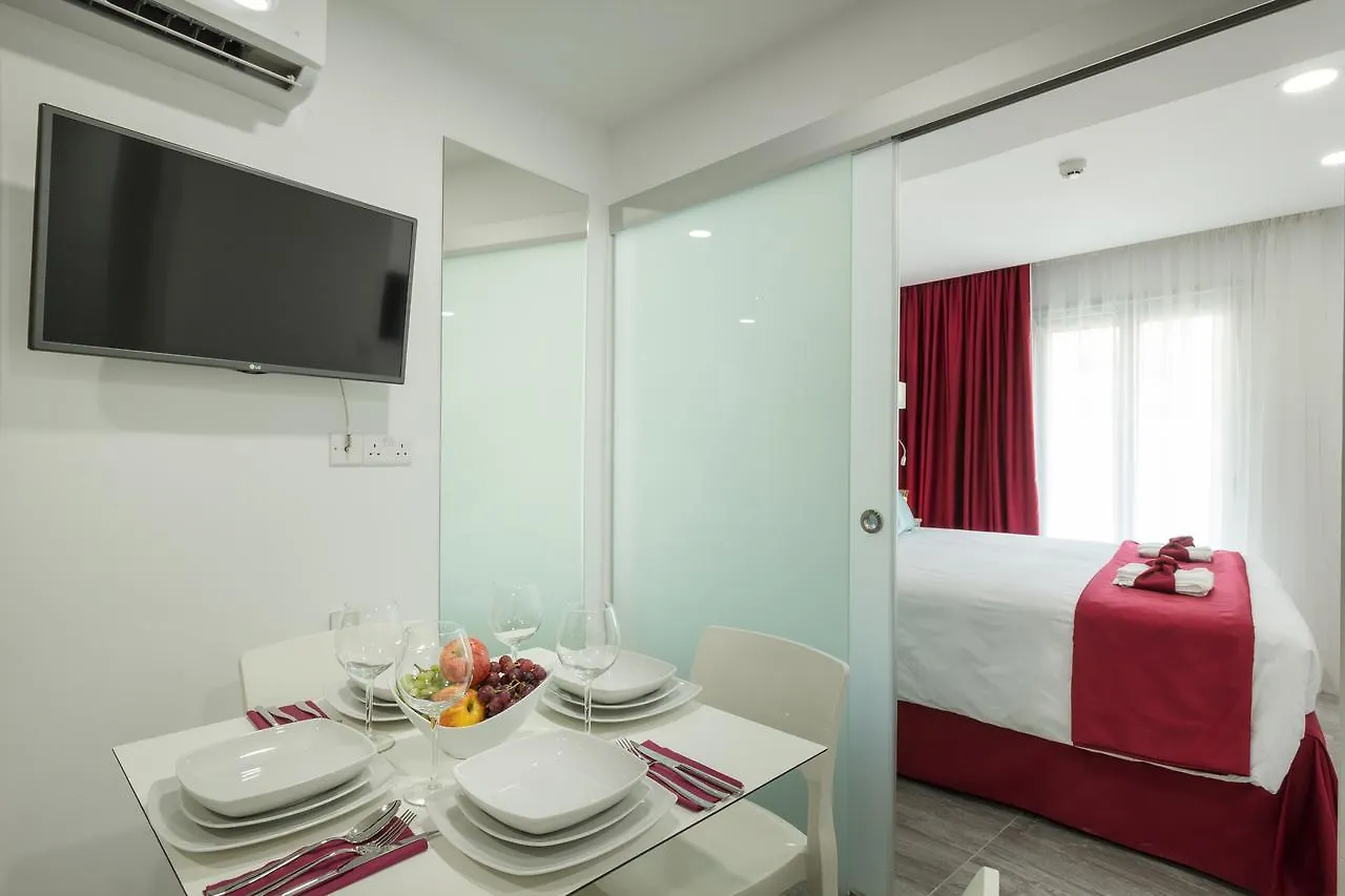 Aparthotel Art&Wine Studios&Apts Larnaka